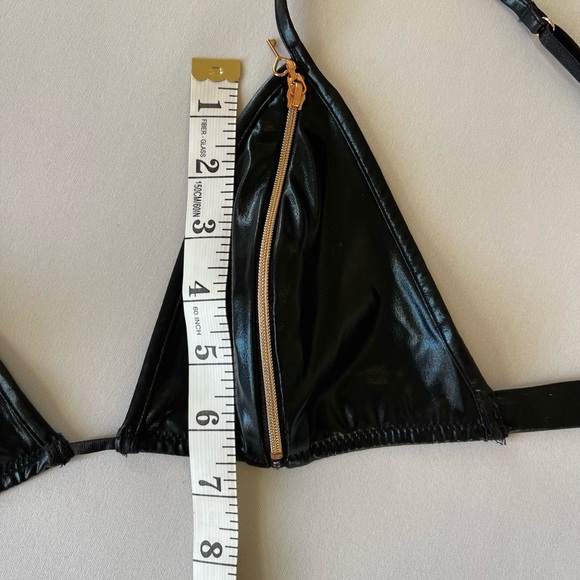Savage X Fenty Women’s Black “Locket Down Bra Collection,” Size Small (32C/D) - Picture 11 of 14